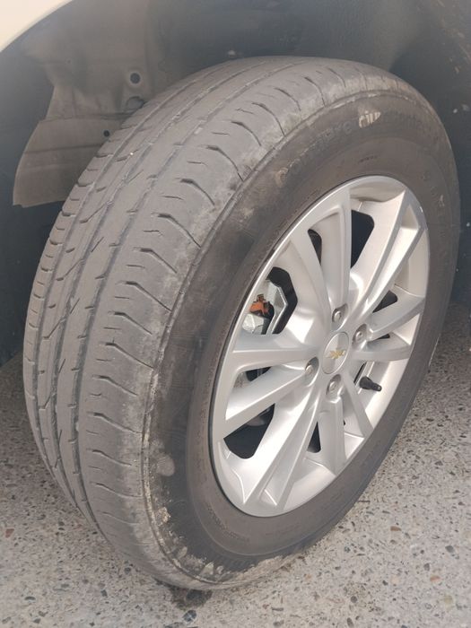 Cobalt radnoy baloʻn 195/65 15 sotiladi