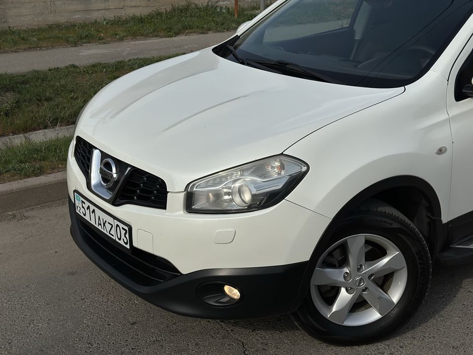 Nissan qashqai 2013