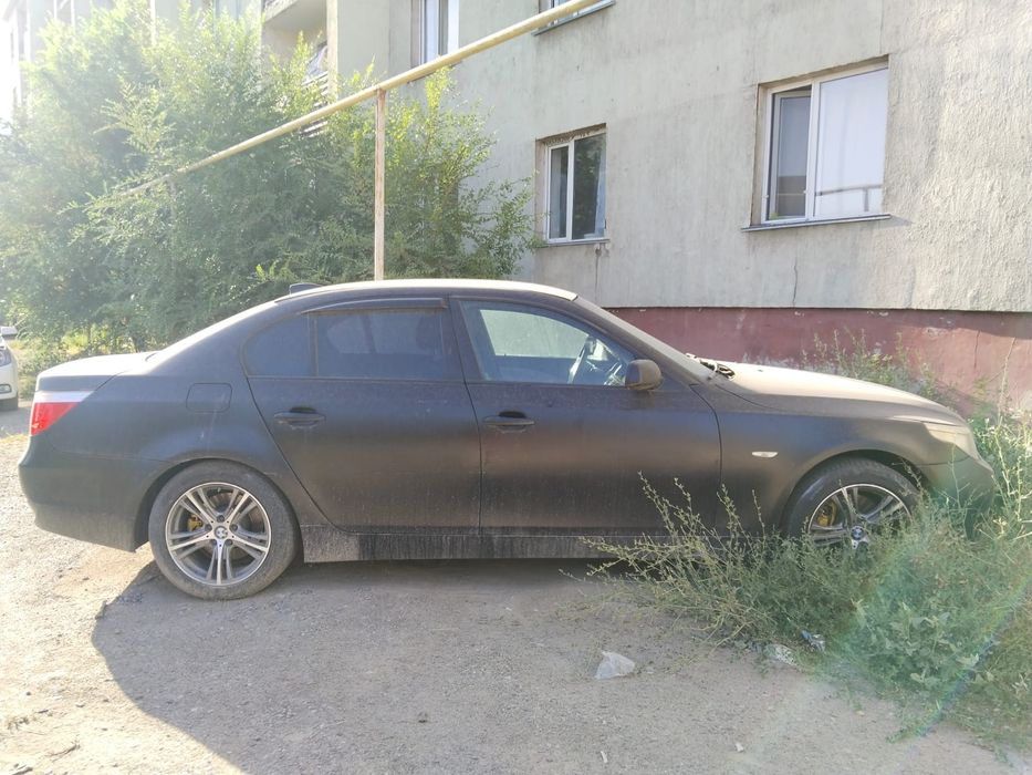 Продам бмв е60 б30