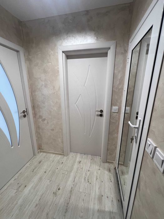 Продава се Двустаен апартамент в Варна, Автогара - 42 кв.м за 1298 €/кв.м - Снимка #4