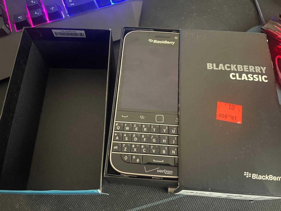 НОВЫЙ BlackBerry Classic (Q20) — Сенсор + Кнопки, в коллекцию