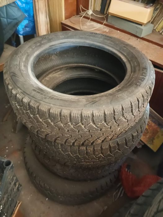 Продам зимнюю резину