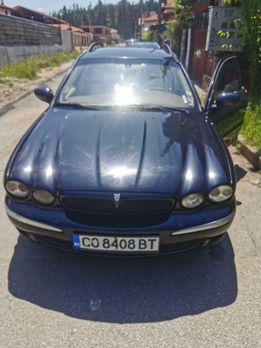 Продава се Ягуар