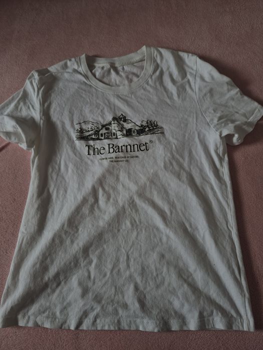 футболки, цена за одну.