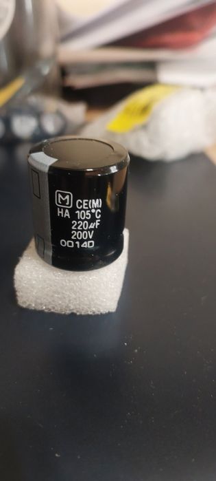 Condensatori Electrolitici THT Panasonic / Nover  Snap In / Radial