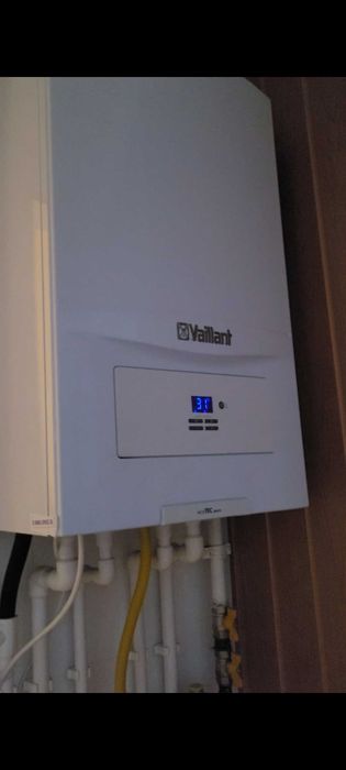 Vand garsoniera complet utilată și mobilată