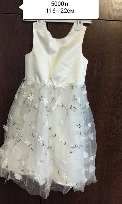 Платья для девочек 6-8лет