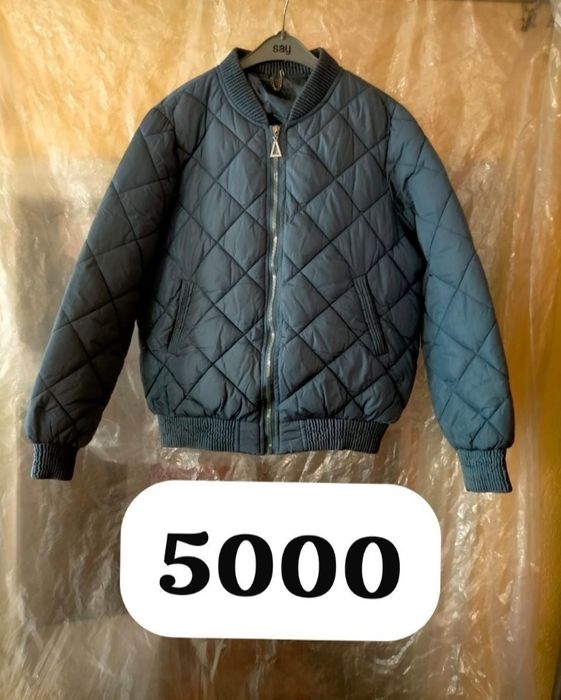 Продам куртки женские зима