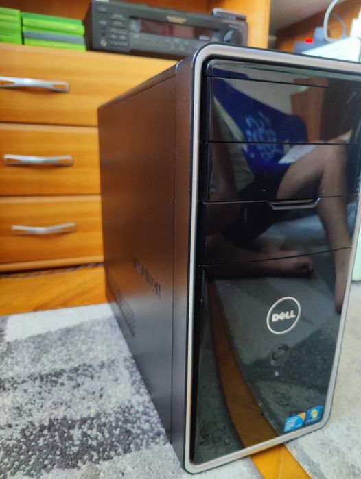 Vând computer Intel Core2 Quad