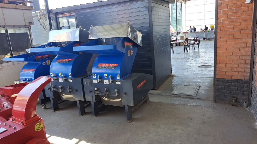 Дробилка ПВХ, ПП, ПЭ, Жидкий обой 5.5 кВт 7.5 кВт 11 кВт 15-20 кВт