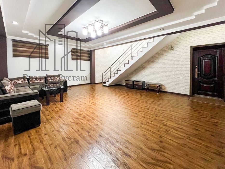 2/1-0/4 85м2 кирпич ул. Буюк Ипак Йули ориентир Центр Луначарский