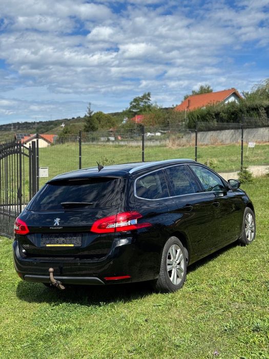 Vând Peugeot 308