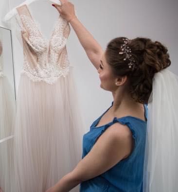 Vand rochie de mireasa+voal Divine Atelier. Cadou diadema cu swarovski