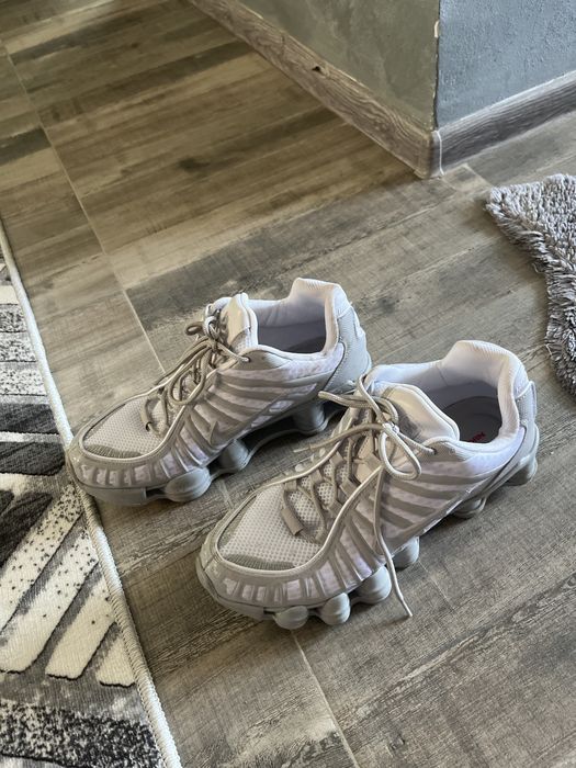 Продавам Nike shox