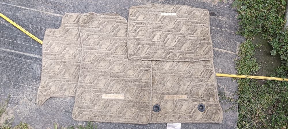 Коврики на Фортунер 1