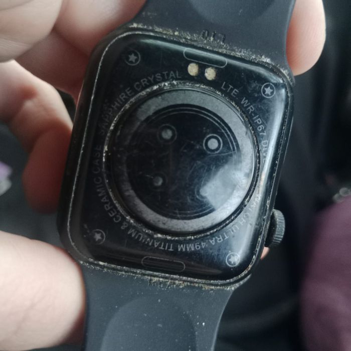 Срочно продам электронные часы