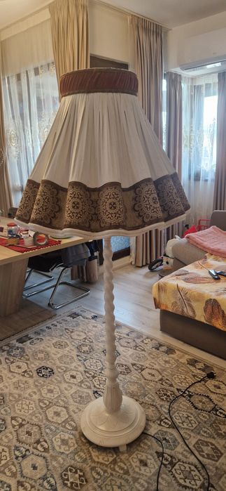 Lampa de podea vintage