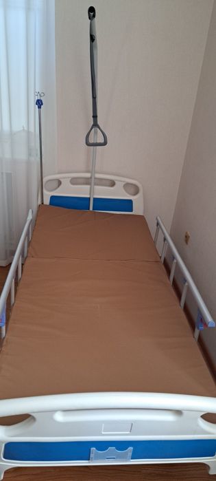 Продам медицинскую кровать