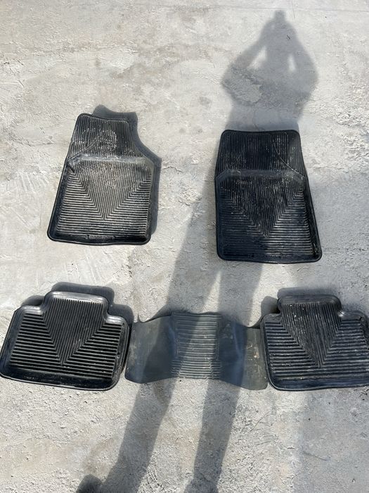 Полики универсальные в хорошем состоянии.