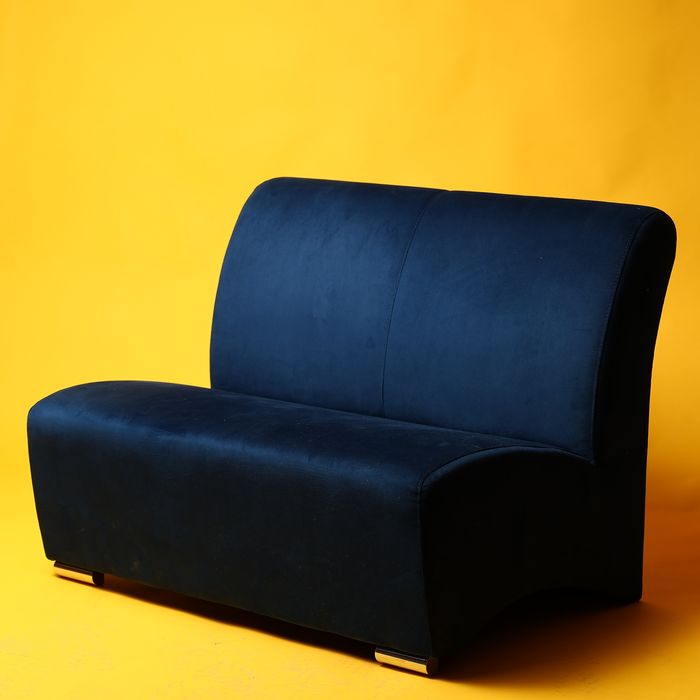 Канапе Артуро II тъмно синьо