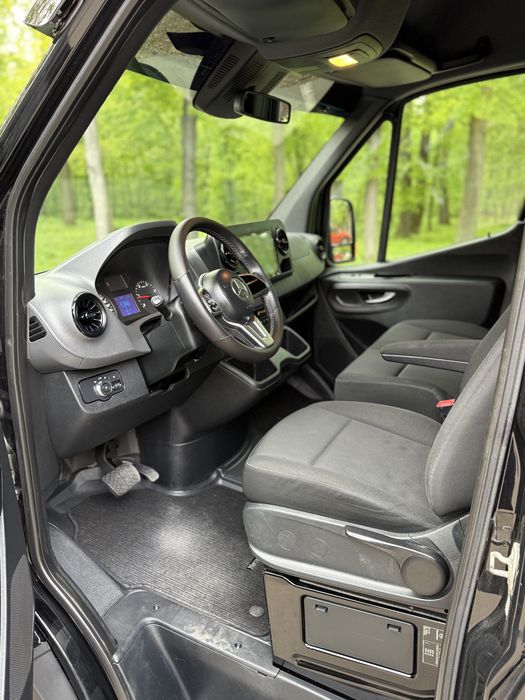 Mercedes Benz Sprinter 516 CDI 2019 2x Culisante Clima Navi Automat 7G 316 Cat B Mediu Black Edition