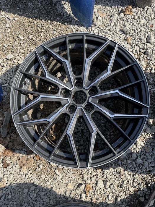 Джанта 5x112 R19 AEZ
