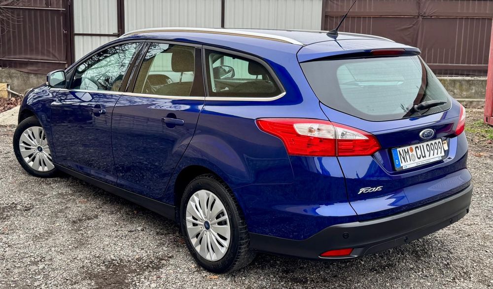 Ford focus Titanium   distributie noua ulei si filtre  !! Climatronic