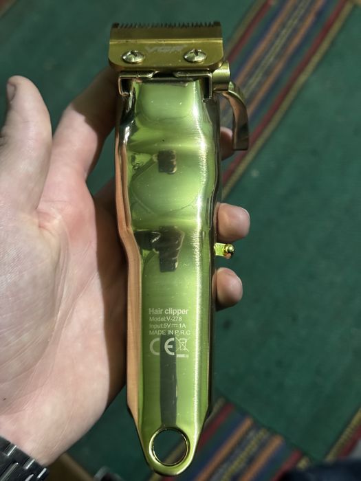 Машинка за постригване VOYAGER