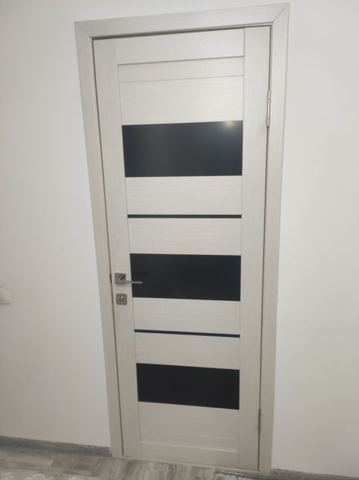 Двери,меж комнат