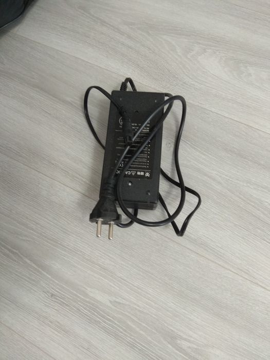 Продается гироскутер цвет бронза