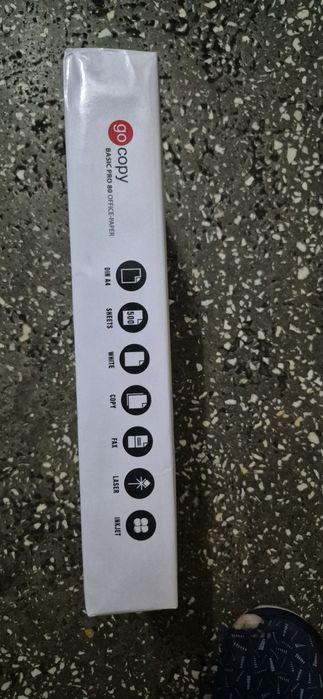 Vând topuri  hartie xerox.