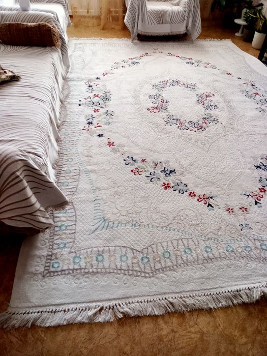 Срочно продам шелковый ковер