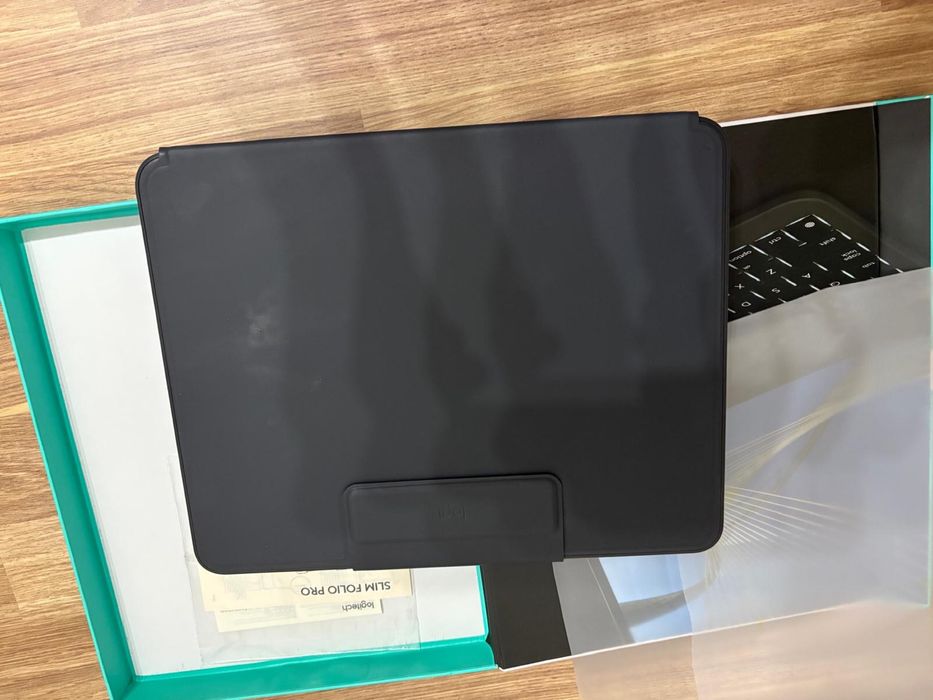 Husa & Tastatura  Logitech - iPad Pro 12.9-inch