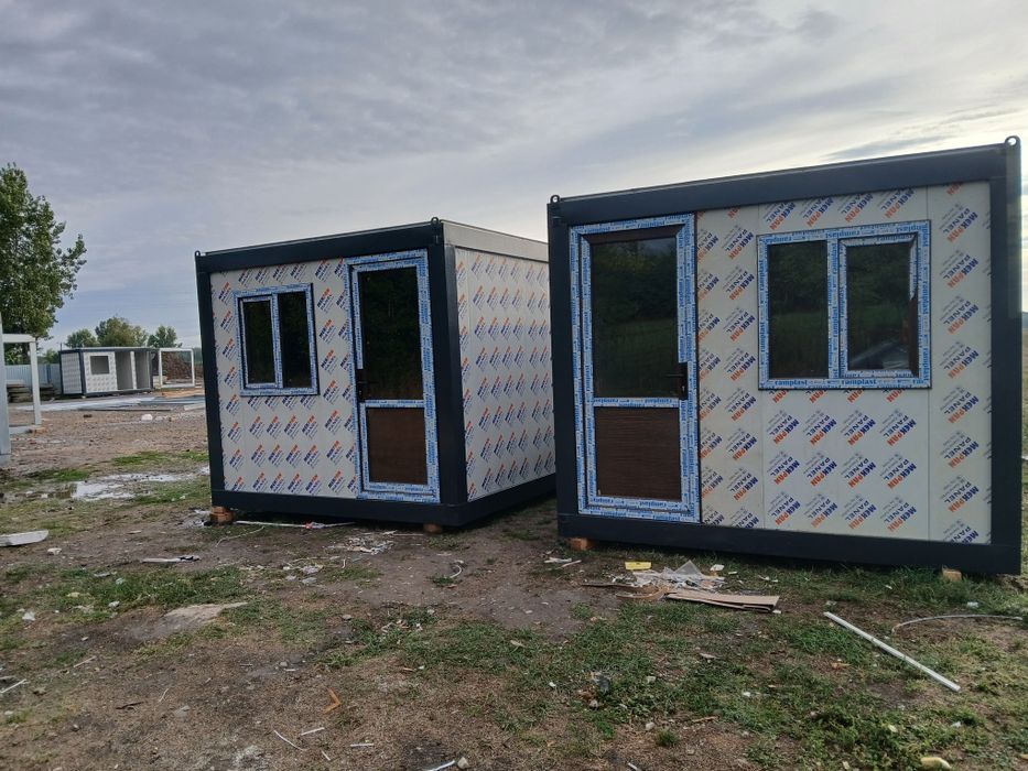 Vand containere standard 6x2,4