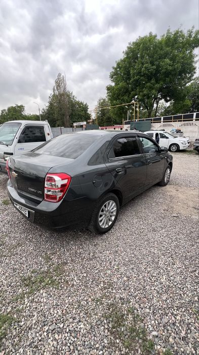 Srochna sotiladi Chevrolet Cobalt 2021 nayabr