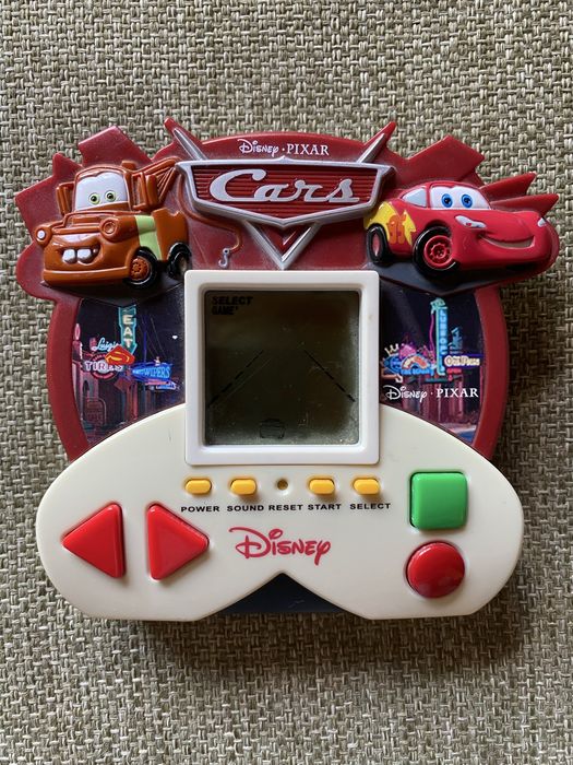 Ретро конзола на Disney