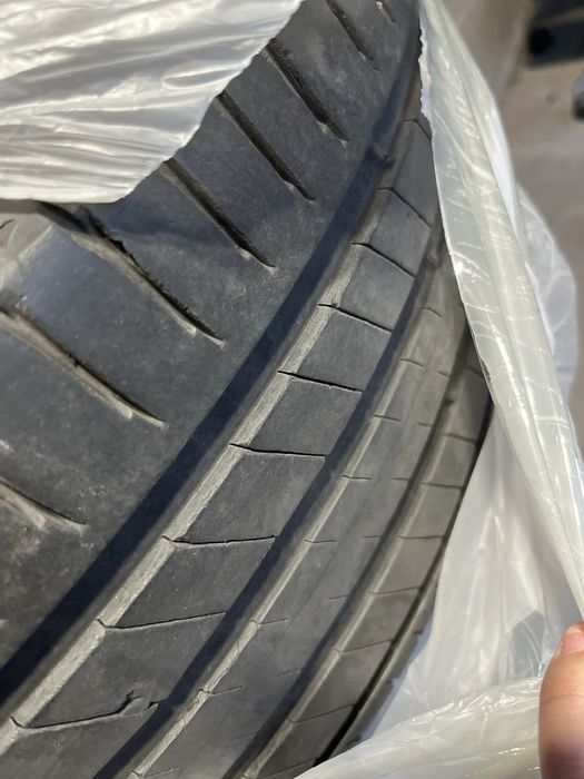 Продам шины 255/50/19