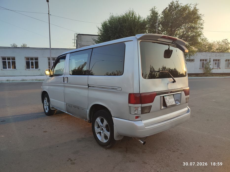 Продам Mazda Bongo Freendi