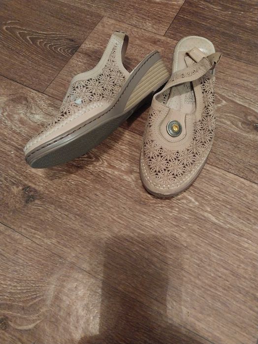 Туфли женские,сапоги