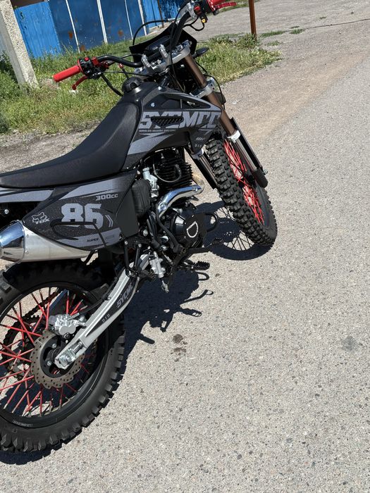Продам эндуро 300 кубов