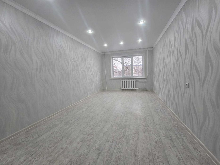 продам двухкомнатную квартиру