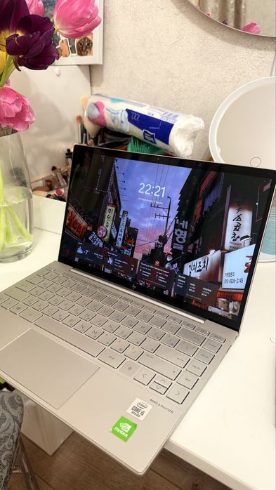 Продам ноутбук HP ENVY 13