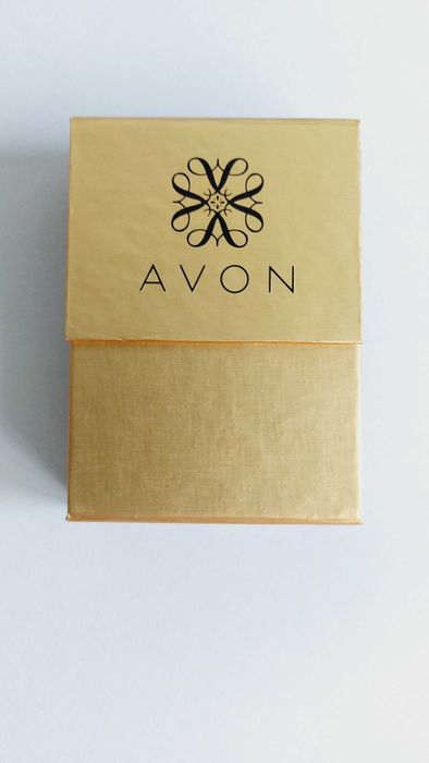 Set cerceii aurii Avon Signature