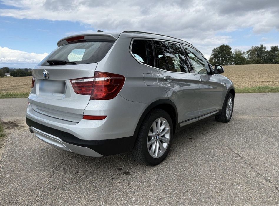 BMW X3 xDrive20d – 190 CP – 4x4 – automat – 125.000 km