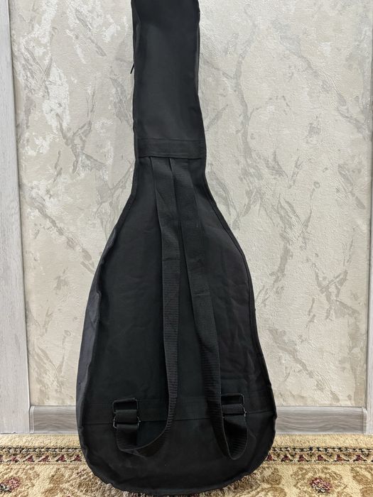 Продам гитару 35 000