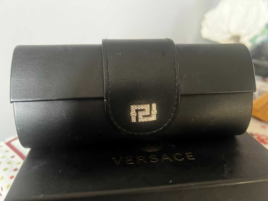 Кутии за очила, versace