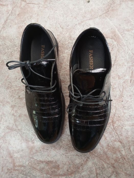 Продам туфли мужские