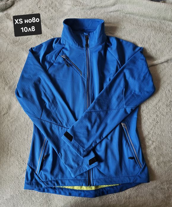 Дамски Якета и ветровки