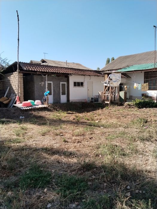 Жумабозорда Уй сотилади
