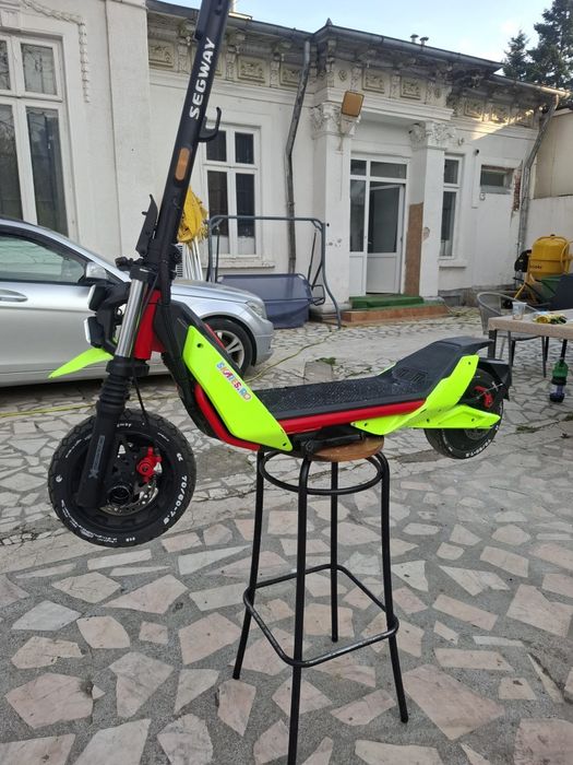 Trotineta Segway ZT3 PRO